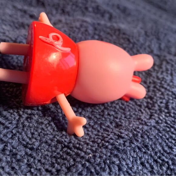 Peppa Pig & Friends Main Character Peppa Figure Replacement Cubicle Dashboard - Picture 6 of 6